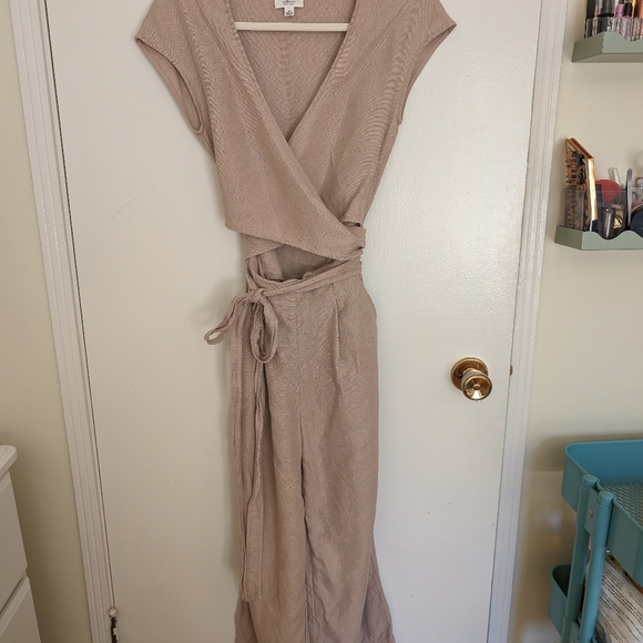 Aritzia Linen Brax Jumpsuit - Picture 2 of 3